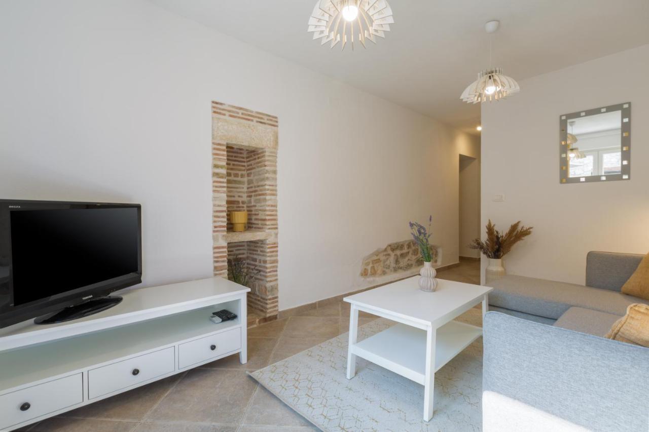 Apartments Agata Novigrad  Exterior photo