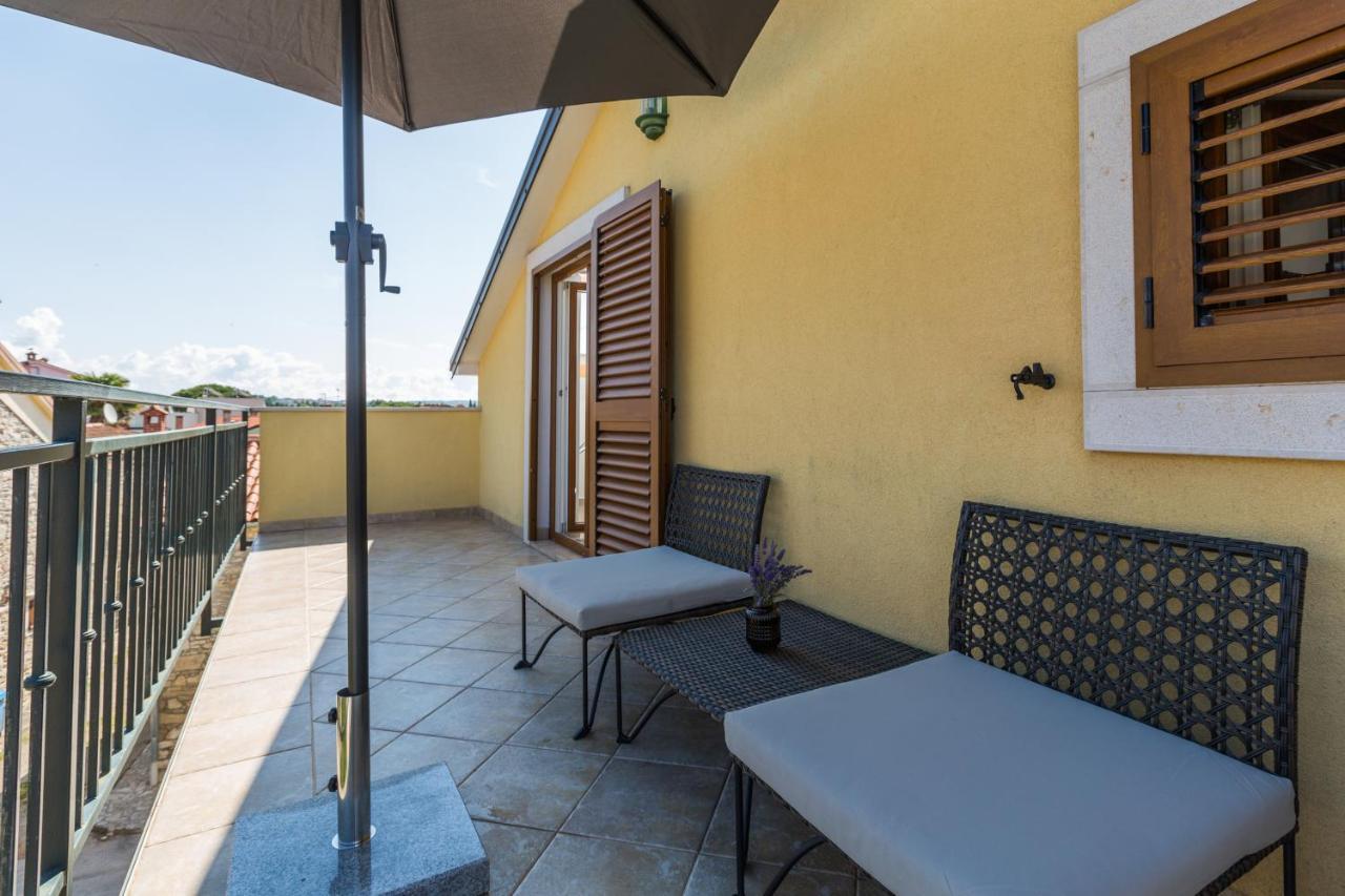 Apartments Agata Novigrad  Exterior photo